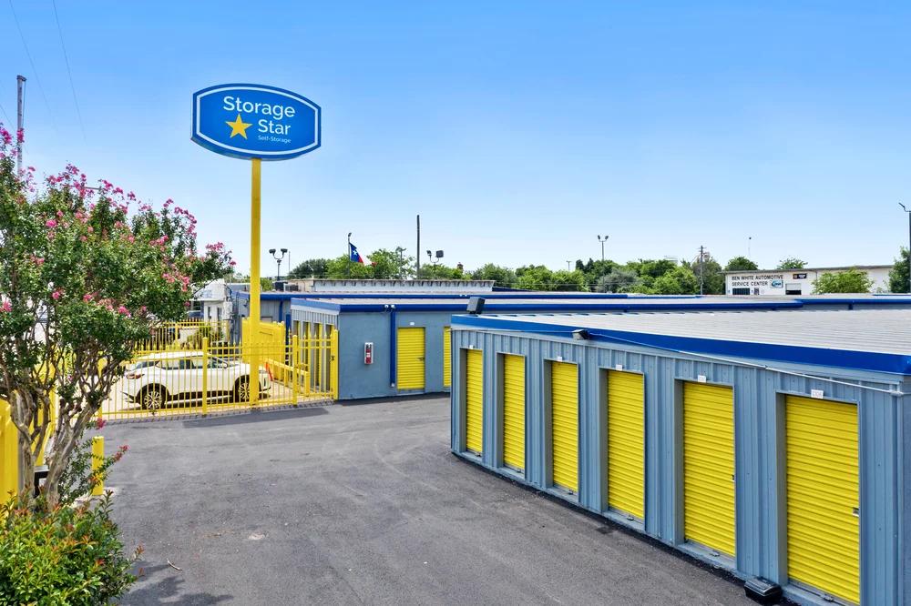 Drive-up access, affordable self-storage units in Austin, TX on E Ben White Blvd.