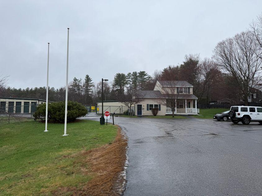 Rental office for Storage Star self-storage in Auburn, ME at 905 Washington St N