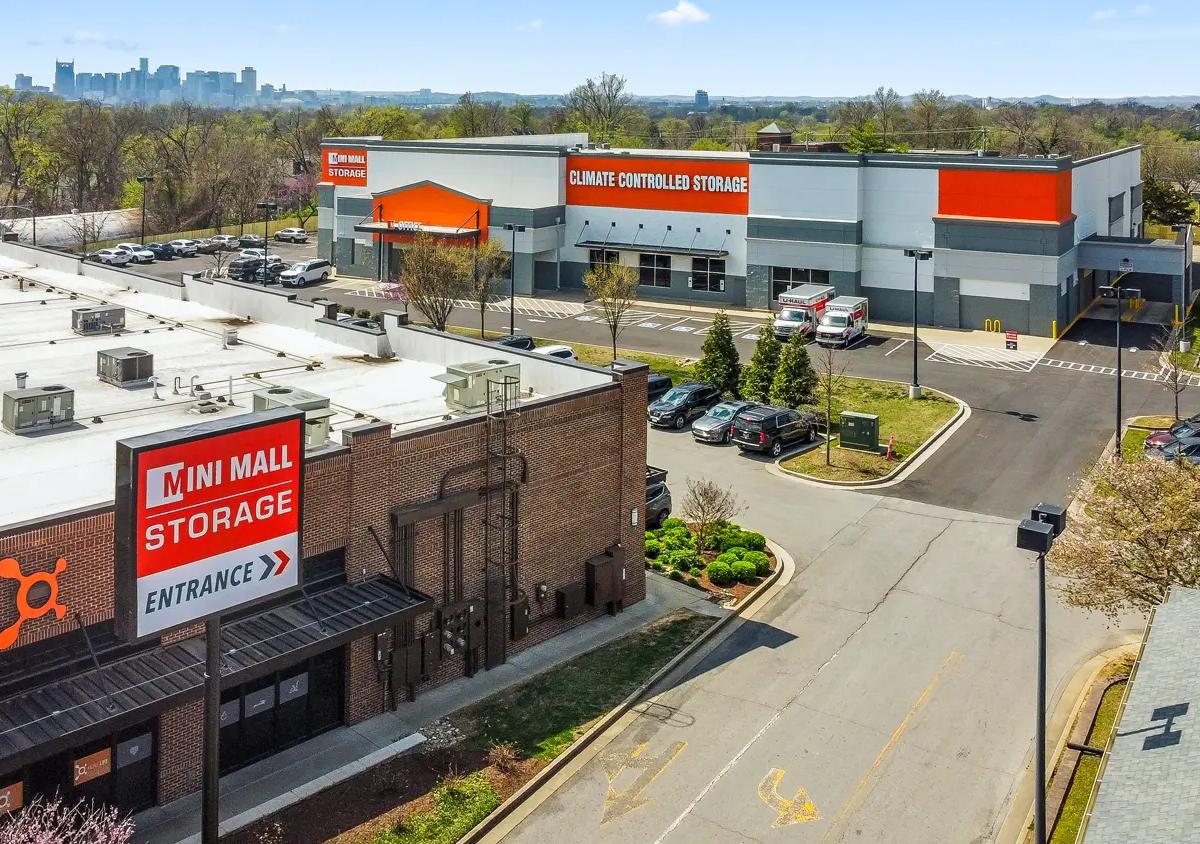 Tennessee - Nashville - Gallatin Avenue