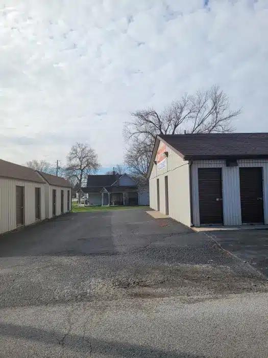 convenient self storage units