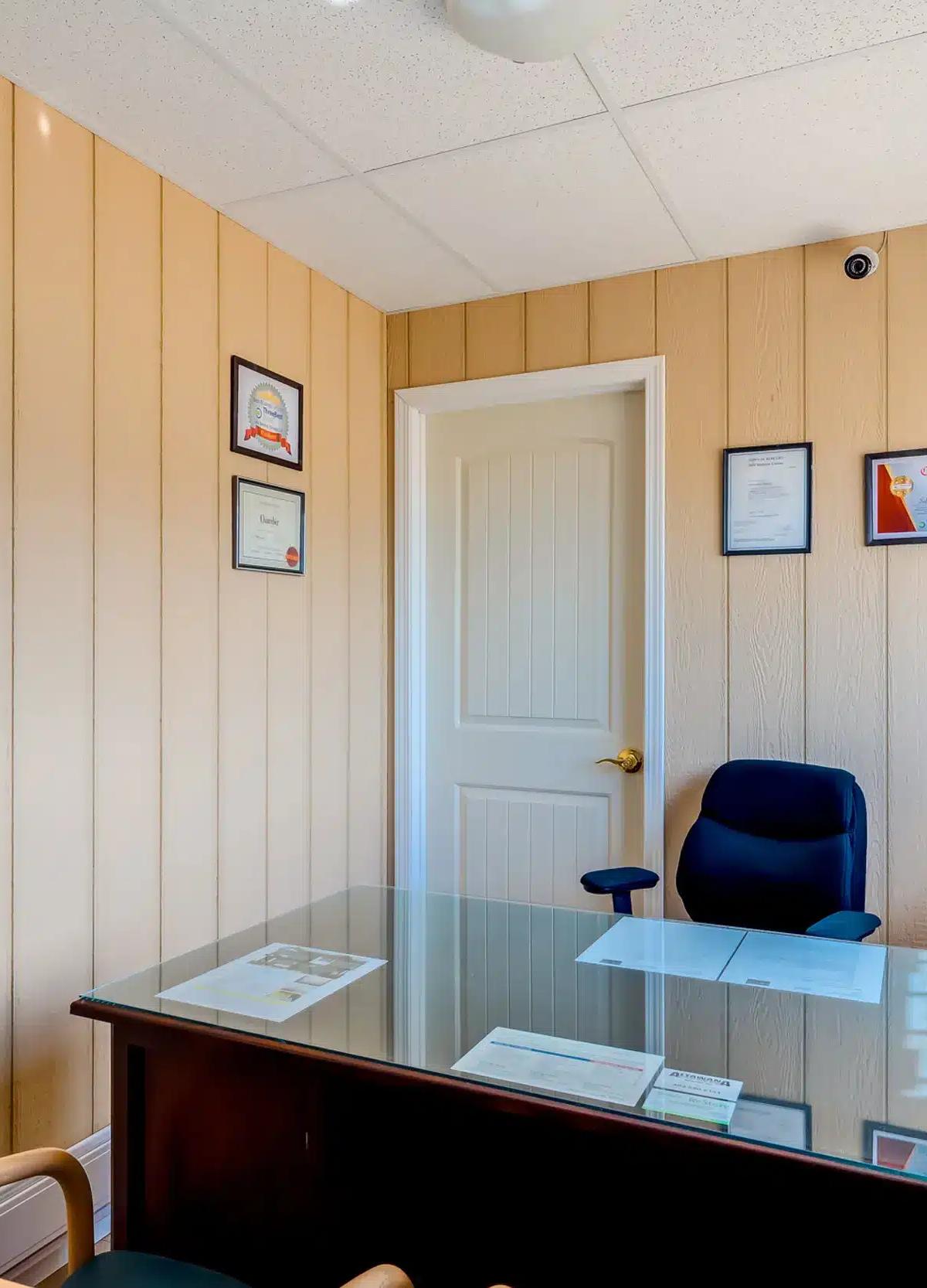 storage units office